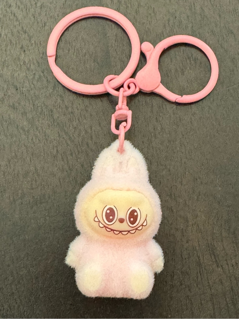 Pink Labubu Keychain (4cm)